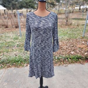 Max Studio Black White  Knee length Womens Dress Ruffled Sleeves Size Small